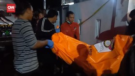 VIDEO: Ibu-Anak Ditemukan Warga Tewas Bersimbah Darah Dalam Rumah