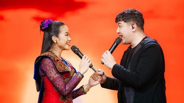Rayakan 10 Tahun Berkarya, Yura Yunita Buat Konser Penuh Budaya di 'Bingah'
