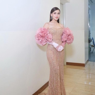 Reaksi Ayu Ting Ting usai Video Cover Dance 'Like Jennie' Direpost Jennie BLACKPINK