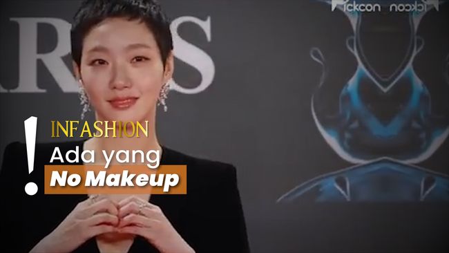 Elegan nan Manis, Kim Go Eun-Tang Wei Hadir di Blue Dragon Awards 2024