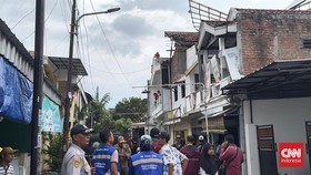 Puting Beliung di Surabaya Rusak Nyaris 60 Rumah Warga