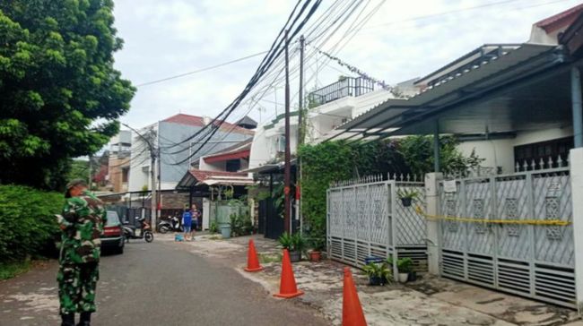 Polisi Periksa Saksi Kunci Kasus Anak Bunuh Ayah dan Nenek di Cilandak