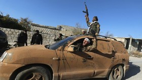 FOTO: Aleppo Dikuasai Pemberontak, Suriah Membara