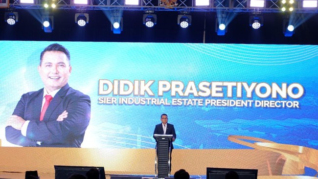 50 tenant menerima apresiasi atas kontribusi mereka dalam mendukung transformasi SIER menjadi kawasan industri hijau, modern, terintegrasi, dan berkelanjutan.