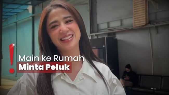 Dewi Perssik Risih Foto Seksinya Jadi Koleksi Teman-teman Sang Putra