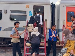 30 Ribu Penumpang Padati Stasiun Malang Saat Libur Tahun Baru Islam