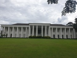 Menguak Kemegahan dan Isi Gedung Putih yang Tersembunyi di Bogor