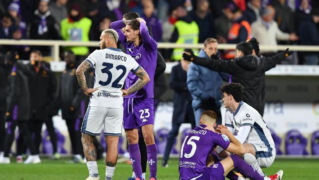 FOTO: Suasana Mencekam saat Edoardo Bove Kolaps di Fiorentina vs Inter