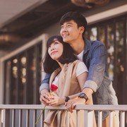 Menurut Psikologi, Ini 3 Tanda Pria Akan Selalu Mencintaimu Meski Kadang Nggak Terlihat