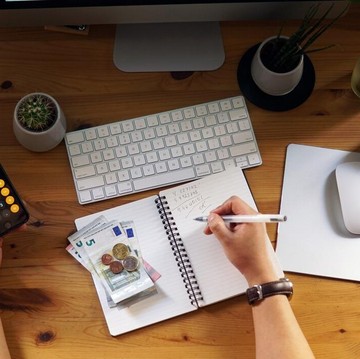 Belajar Cerdas Atur Keuangan dari Film 'Squid Game' Biar Tabungan Nggak Cepat Habis