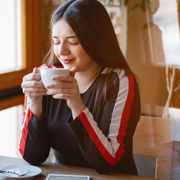5 Kebiasaan Sehat Minum Kopi Tanpa Rasa Bersalah
