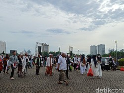 Video: Reuni Akbar Aksi 212 di Monas Selesai, Massa Mulai Bubarkan Diri