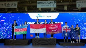 The Ocean Voyager Ciptaan Tim Sinarmas World Academy Menang di WRO