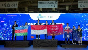 Keberhasilan Gemilang: Ocean Voyager dari Tim Sinarmas World Academy Juarai WRO!
