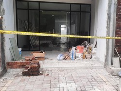 Mayat Pria Tergeletak di Lantai 2 Ruko Jalan Colombo Depok, Polisi Selidiki