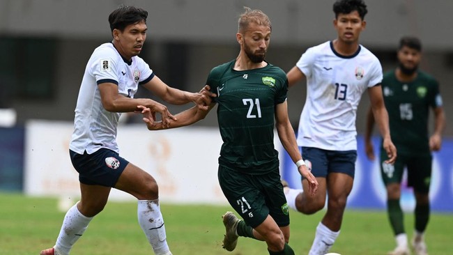 Timnas Kamboja bisa menjadi ancaman Thailand dan Malaysia di fase grup Piala AFF 2024 setelah menggunakan tujuh pemain naturalisasi.