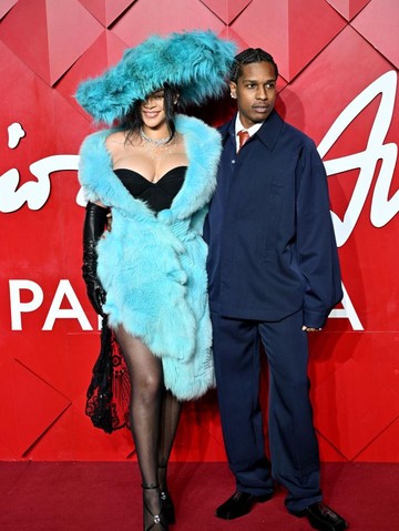Potret Outfit Modis Artis Hollywood di Red Carpet British Fashion Awards 2024