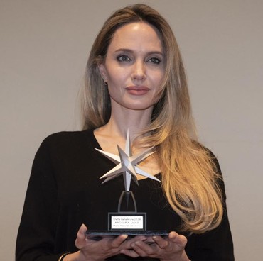 Usai 8 Tahun, Proses Cerai Angelina Jolie & Brad Pitt Akhirnya Selesai