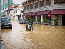 Usulkan Wisata Musim Hujan di Daerah Terdampak Banjir, Pejabat Dikecam