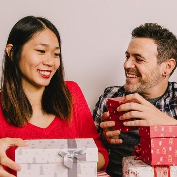 Mengenal 7 Jenis Kontak Mata yang Bisa Ungkap Perasaan Seseorang