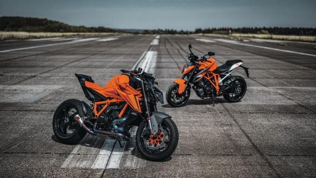 KTM telah mengajukan kebangkrutan dan segera melakukan restrukturisasi, hal ini disebabkan utang miliaran euro dan ratusan ribu motor belum terjual.