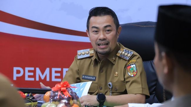 KPK Tetapkan Pj Wali Kota Pekanbaru Tersangka, Langsung Ditahan