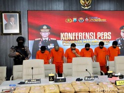 Modus Peredaran 166,58 Kg Ganja di Kota Malang, Dikirim via Ekspedisi