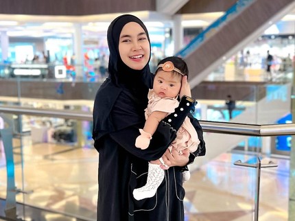 7 Potret Baby Aqila Putri Ketiga Anisa Rahma Disebut Seperti Bayi Korea