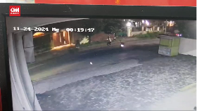 VIDEO: CCTV Rekam Momen Aipda Robig Tembak Siswa SMK Hingga Tewas