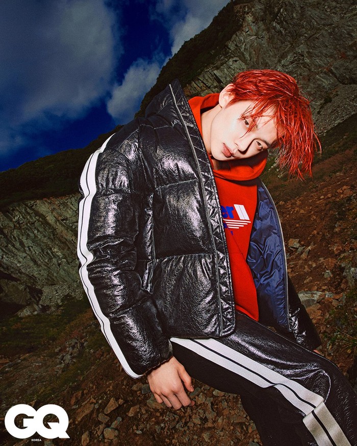 Yeonjun TXT juga menyadari betapa tulusnya ia dalam bekerja dan bahwa ia menyukai perasaan yang ia dapatkan ketika menciptakan sesuatu sesuai keinginannya dari nol. Fans pun memuji dedikasinya terhadap pekerjaan yang ia cintai ini./ Foto: x.com/GQKOREA