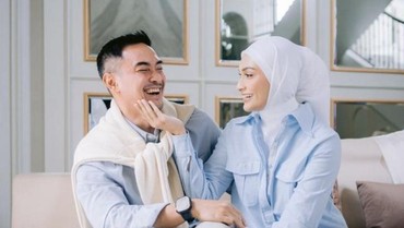 img-title Putri Zulhas Resmi Dinikahi Zumi Zola, Komentar Ibu Verrell Bramasta Jadi Sorotan