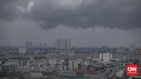 Sejumlah wilayah berpotensi diguyur hujan lebat hingga sangat lebat, Minggu (14/6)