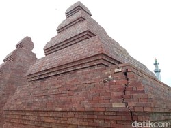 Perbaikan Gapura Alun-alun Kejaksan Retak Dimulai 2025, Anggaran Rp300 Juta