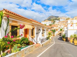 Kunjungan Turis ke Spanyol Pecah Rekor!