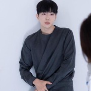 Aktor Korea Kang Hoon Akan Kembali Tampil di Running Man