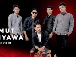 Lirik Lagu Selimut Bernyawa - Adista