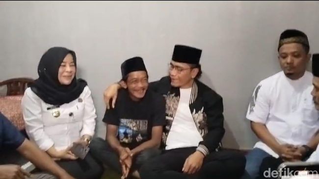 Diolok-olok Gus Miftah Saat Berjualan di Pengajian, Pedagang Es Teh: Sakit, Kecewa Saya