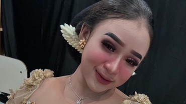 Lirik Lagu Bokong Semok - Niken Salindri