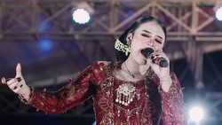 Lirik Lagu Pengarepan - Niken Salindry