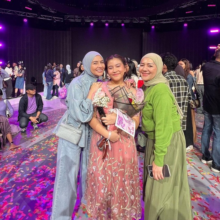 <p>"Yeay, <em>alhamdulillah</em> Loui bismillahirrahmanirrahim lancaaaar dimudahkan semuanya sayaang," kata seorang netizen. "Banggaaaaa! Loui kece bangetttt!" tutur netizen lainnya. (Foto: Instagram: @meisya__siregar)</p>