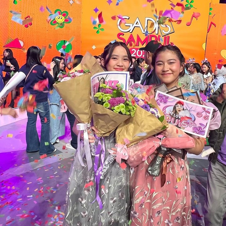 <p>Meski Song Louisa tidak membawa pulang piala, Meisya tetap bangga pada sang putri, Bunda. Song Louisa berhasil membuktikan dirinya bisa menantang dirinya sendiri sehingga bisa mendapatkan segudang pengalaman baru yang tidak pernah bisa dilupakan. (Foto: Instagram: @meisya__siregar)</p>