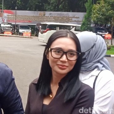 Jadi Korban Dugaan Penggelapan Dana Pihak Manajemen, Wika Salim: Syok Banget