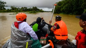FOTO: 18 Kecamatan Terendam Banjir, Pandeglang Tetapkan Siaga Darurat