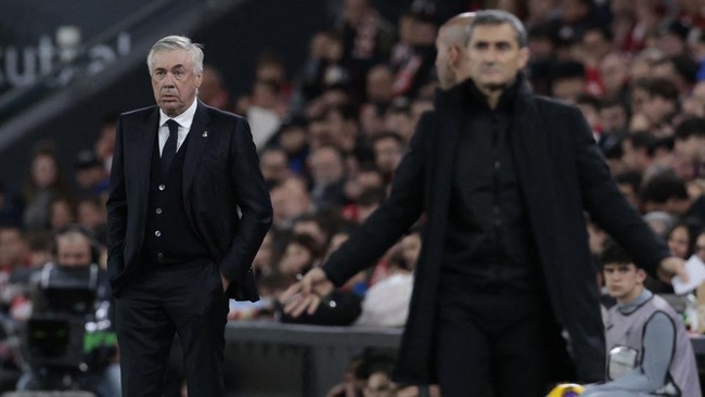 Pelatih Real Madrid Carlo Ancelotti jadi sorotan media Spanyol imbas menurunnya performa Los Blancos setelah kalah 1-2 dari Athletic Bilbao, Kamis (5/12).