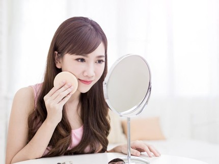 10 Rekomendasi Primer untuk Kulit Berminyak, Bantu Make Up Tahan Lama