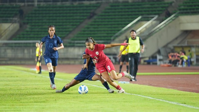 Kabar Timnas Putri Indonesia juara Piala AFF Wanita 2024 menjadi berita olahraga terpopuler di CNNIndonesia.com dalam 24 jam terakhir.