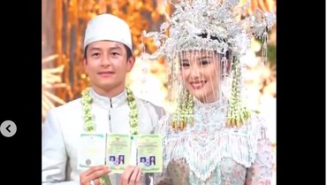 img-title Rio Haryanto Resmi Menikah dengan Athina Papadimitriou