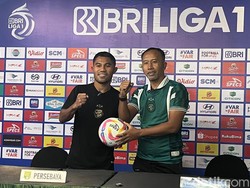 Liga 1: Arema FC Produktif, Uston Nawawi: Persebaya 6 Kali Cleansheet