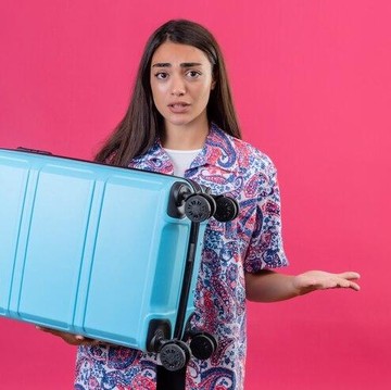 7 Barang yang Tidak Boleh Dibawa di Kabin Pesawat, Ketahui Sebelum Berangkat Liburan!