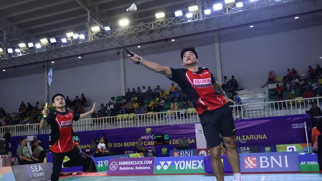 Laga semifinal Kejurnas PBSI bakal diisi oleh big match PB Djarum Kudus vs PB Jaya Raya pada Sabtu (7/12).